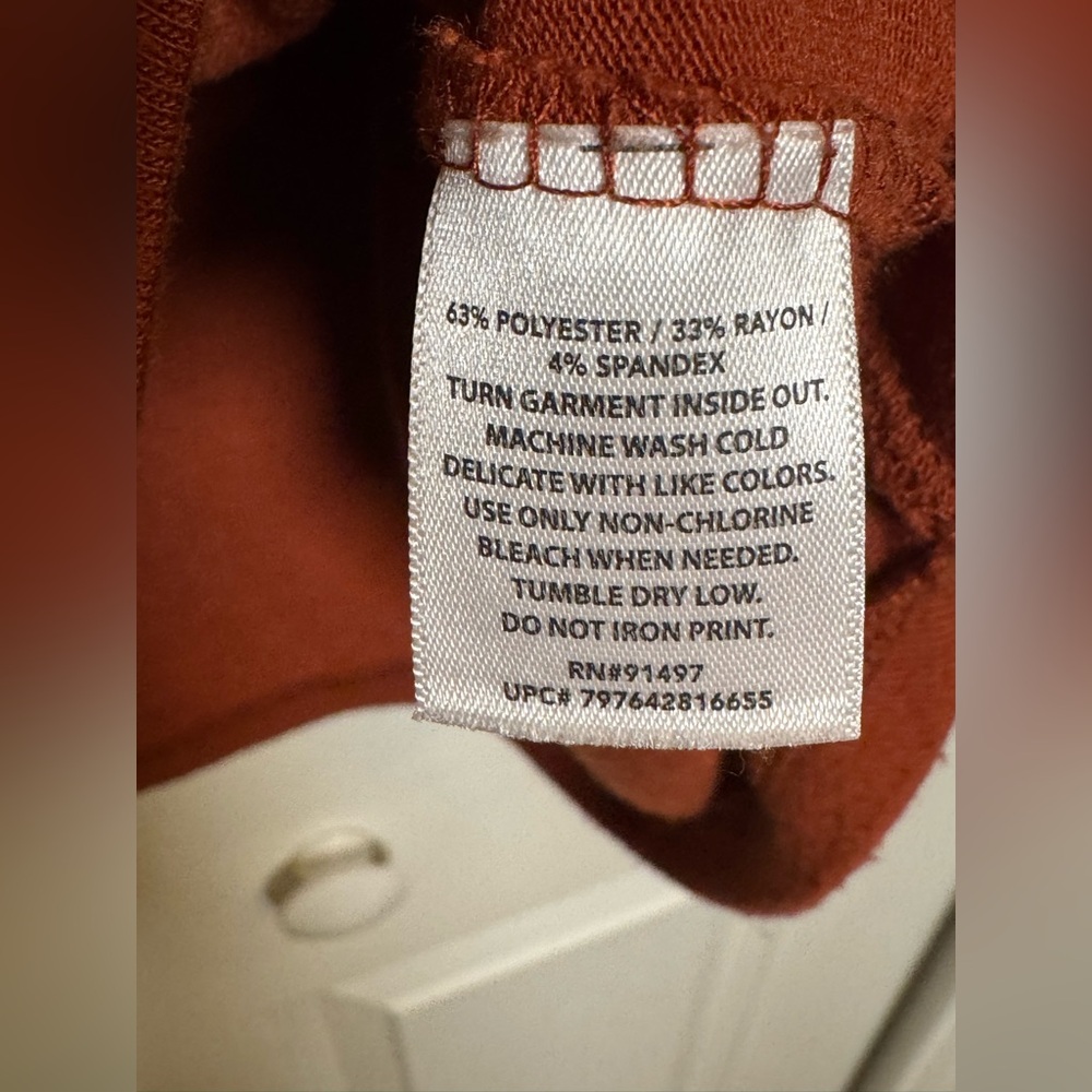 Trendy Rust Sweatshirt “You Had Me At Pumpkin Spice” - Picture 4 of 6